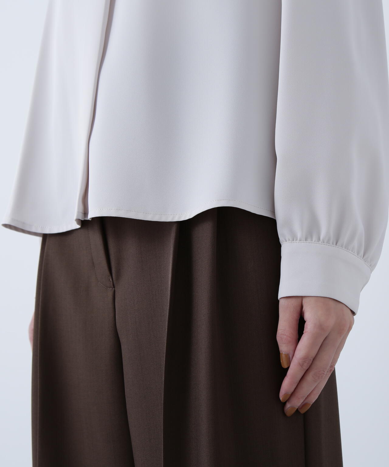 スキッパーメタルポイントブラウス