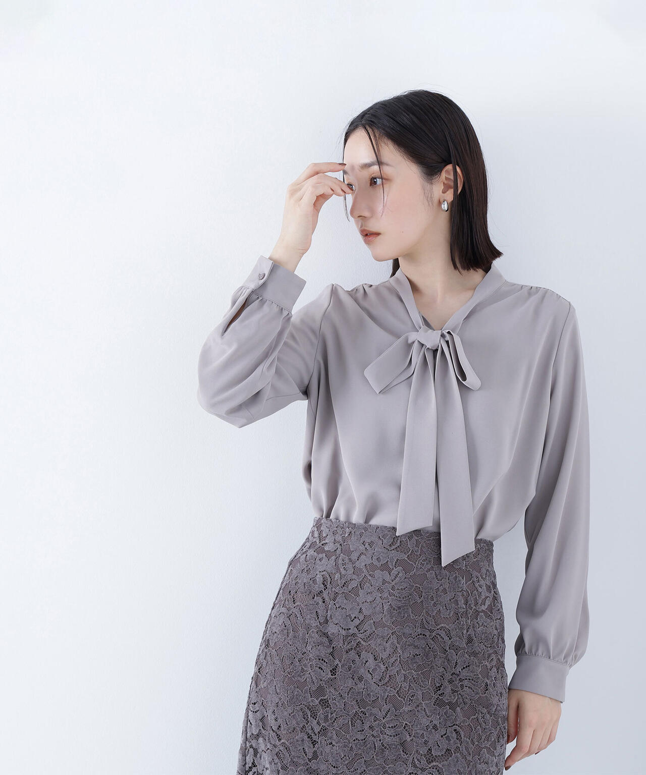 リボンボウタイブラウス