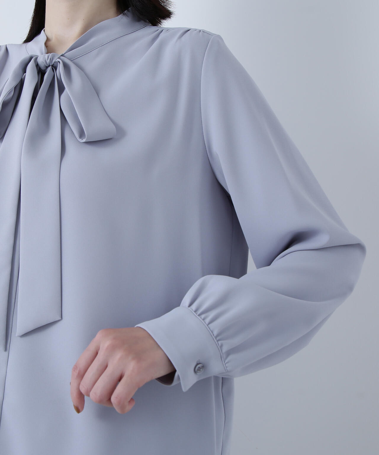 リボンボウタイブラウス