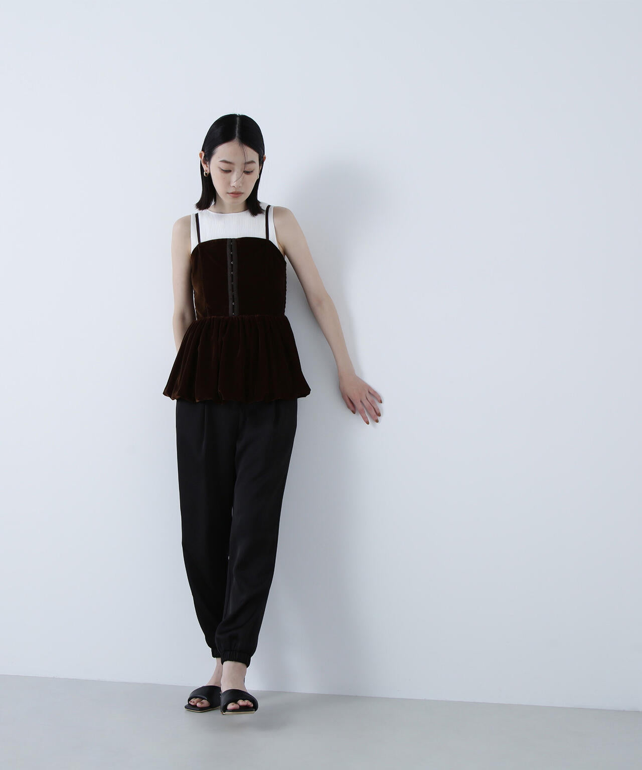 ベルベットキャミビスチェ