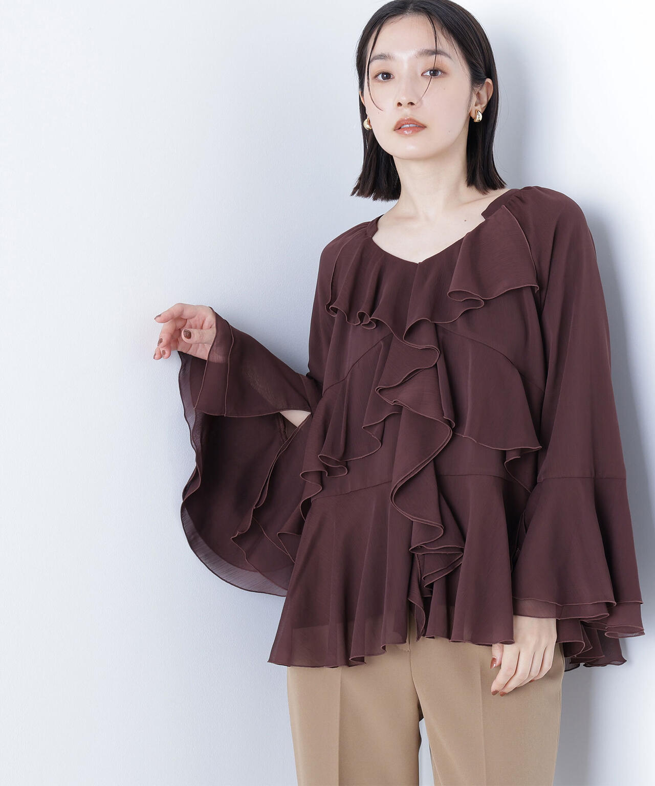 ラッフルフリルチュニックブラウス