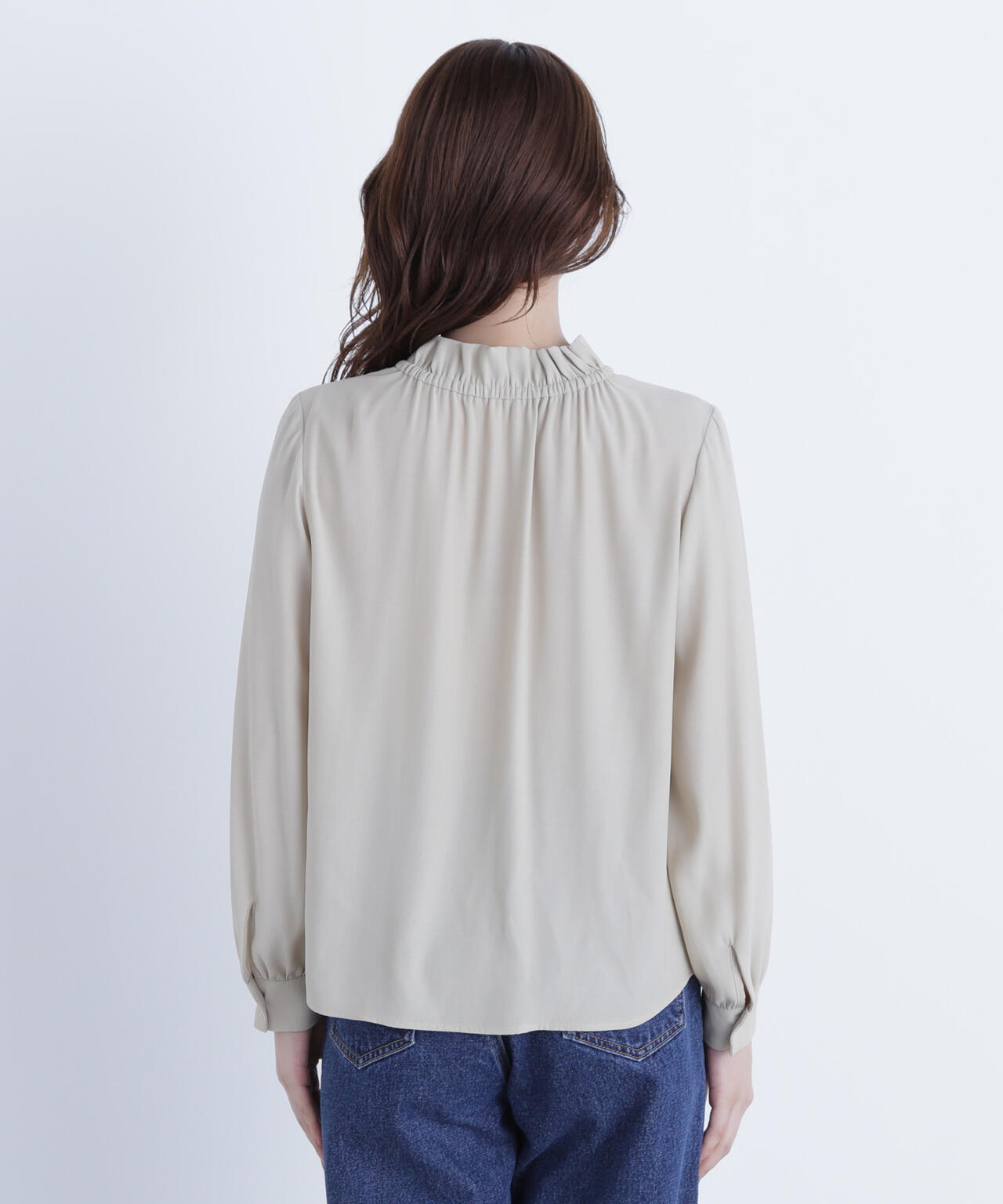 フリルネックリボンブラウス