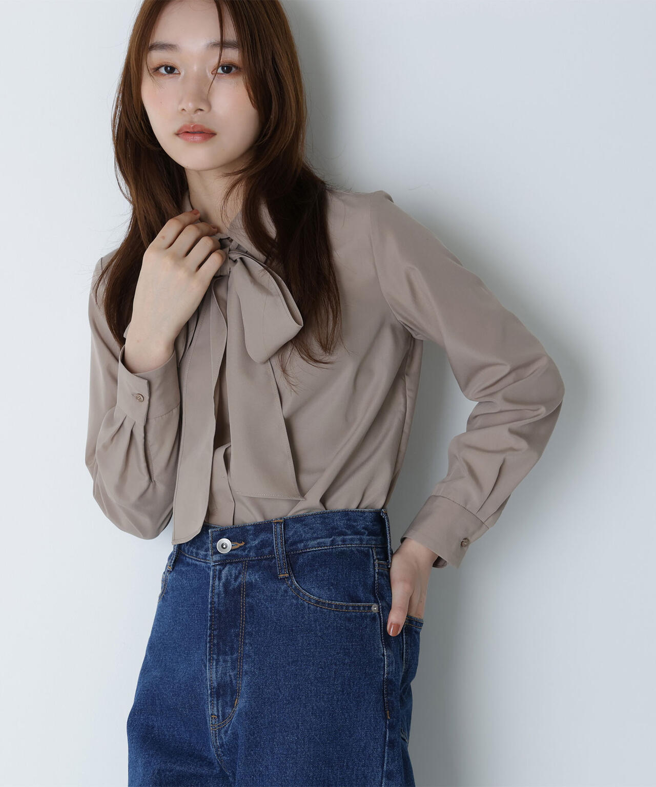 シャツカラーリボンブラウス