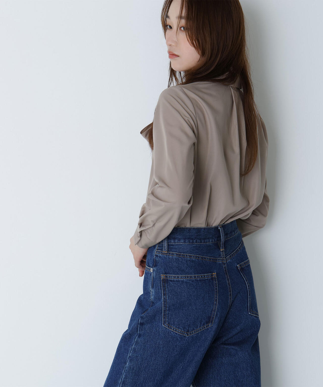 シャツカラーリボンブラウス