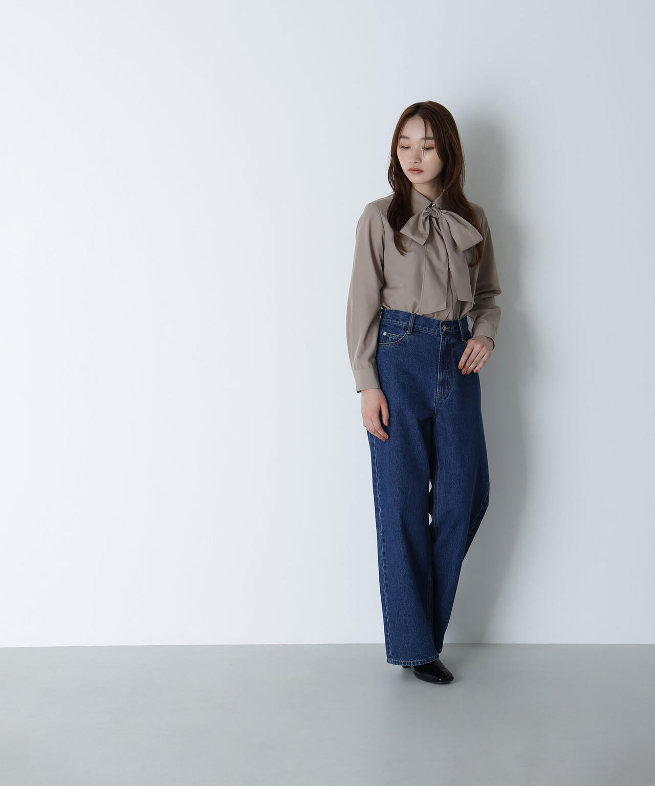 シャツカラーリボンブラウス