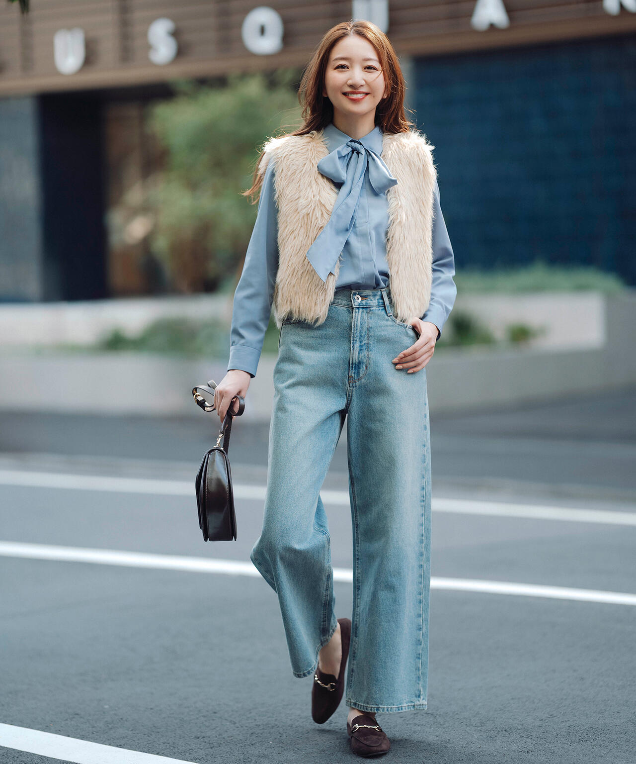 シャツカラーリボンブラウス