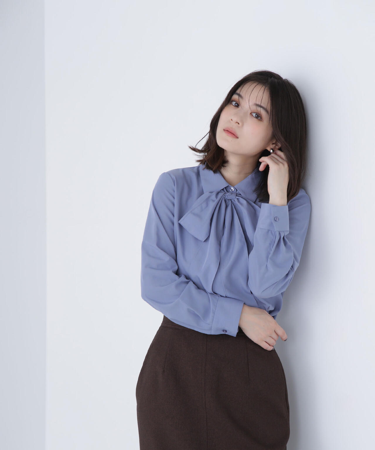 シャツカラーリボンブラウス