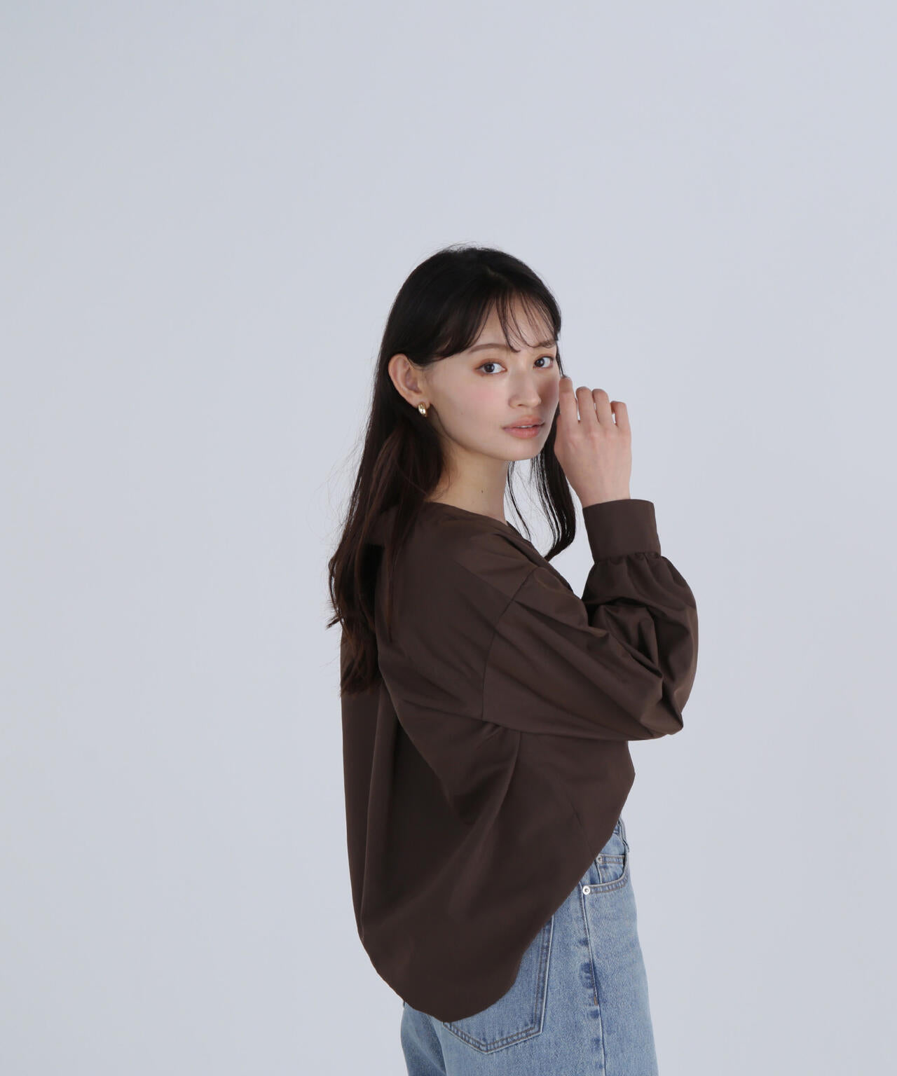 Vネックフォルムブラウス