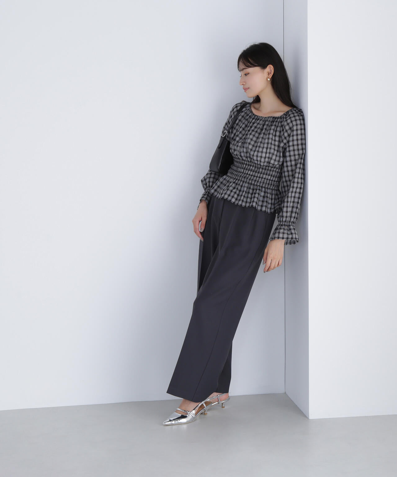 チェックペプラムブラウス
