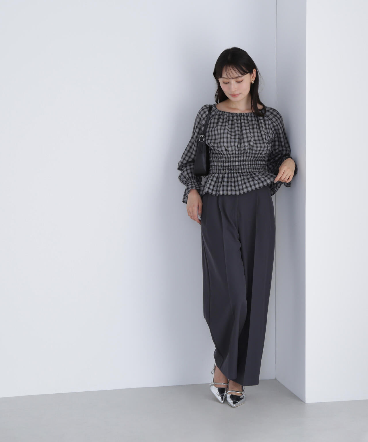 チェックペプラムブラウス