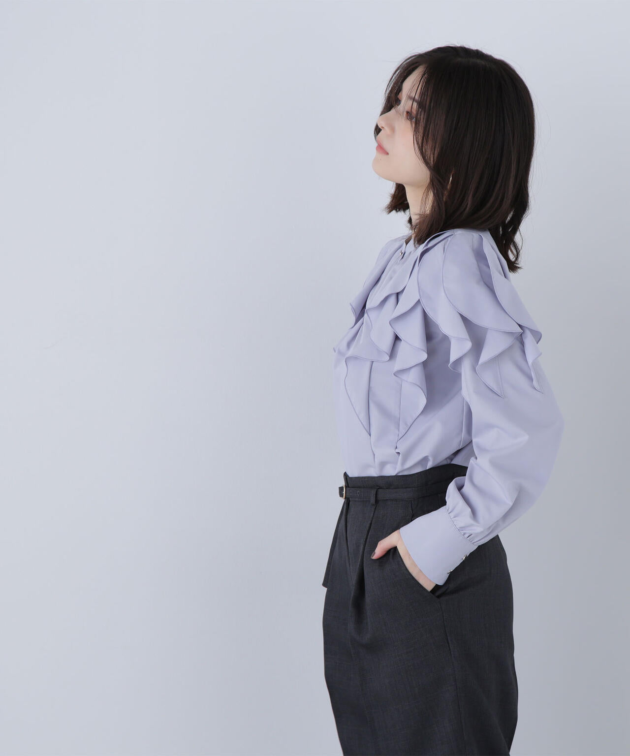 メタルポイントフリルブラウス