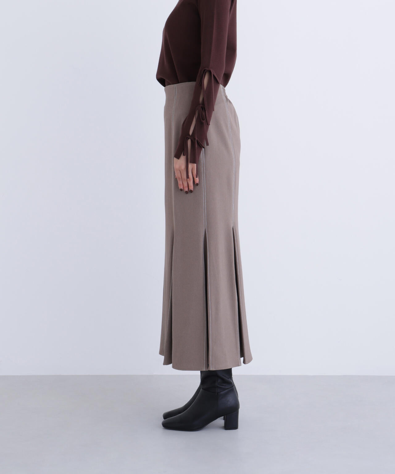 ステッチタックマーメイドスカート