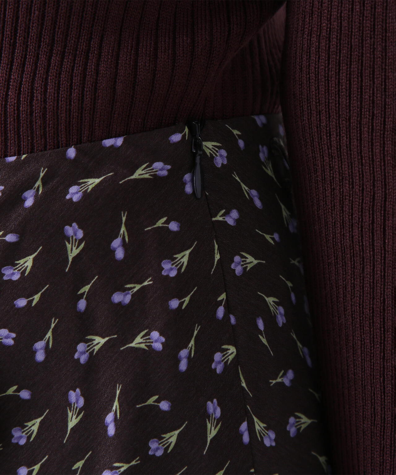 フラワープリントラップスカート