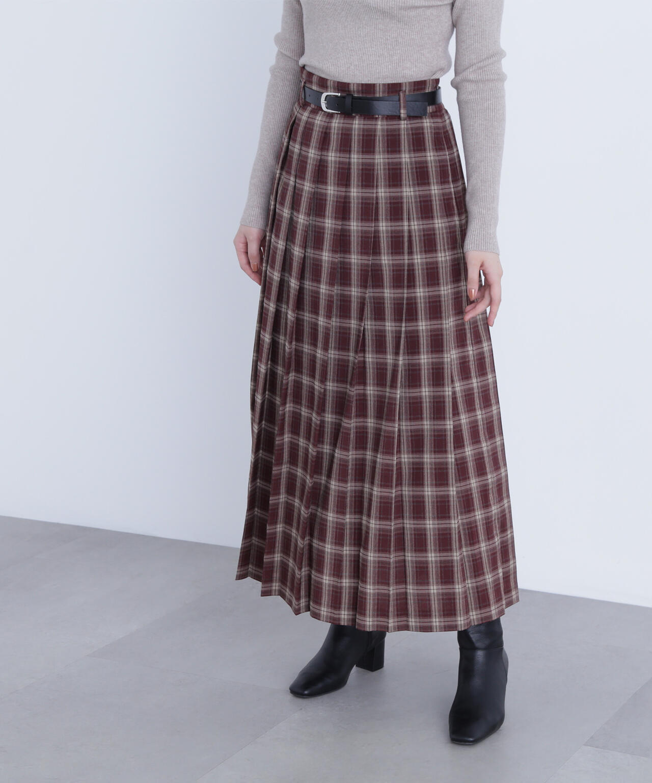 ベルテッドチェックプリーツスカート