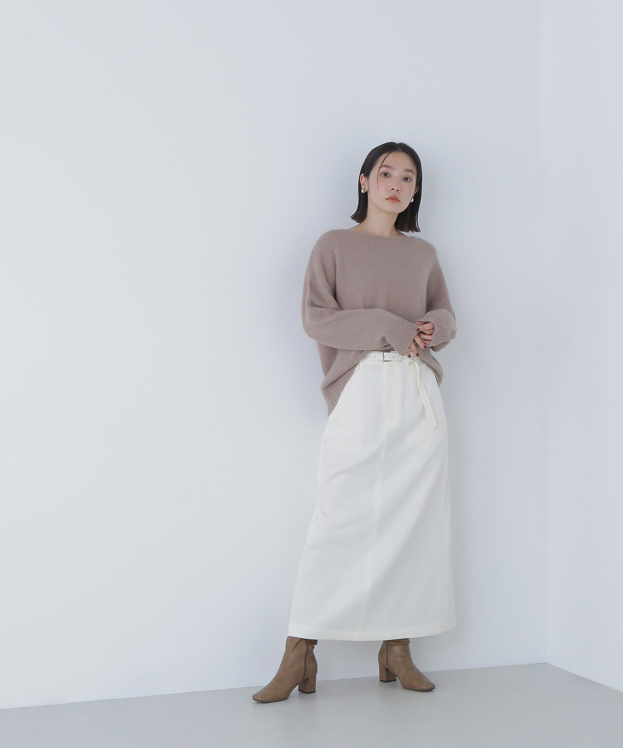 ベルテッドセミフレアロングスカート