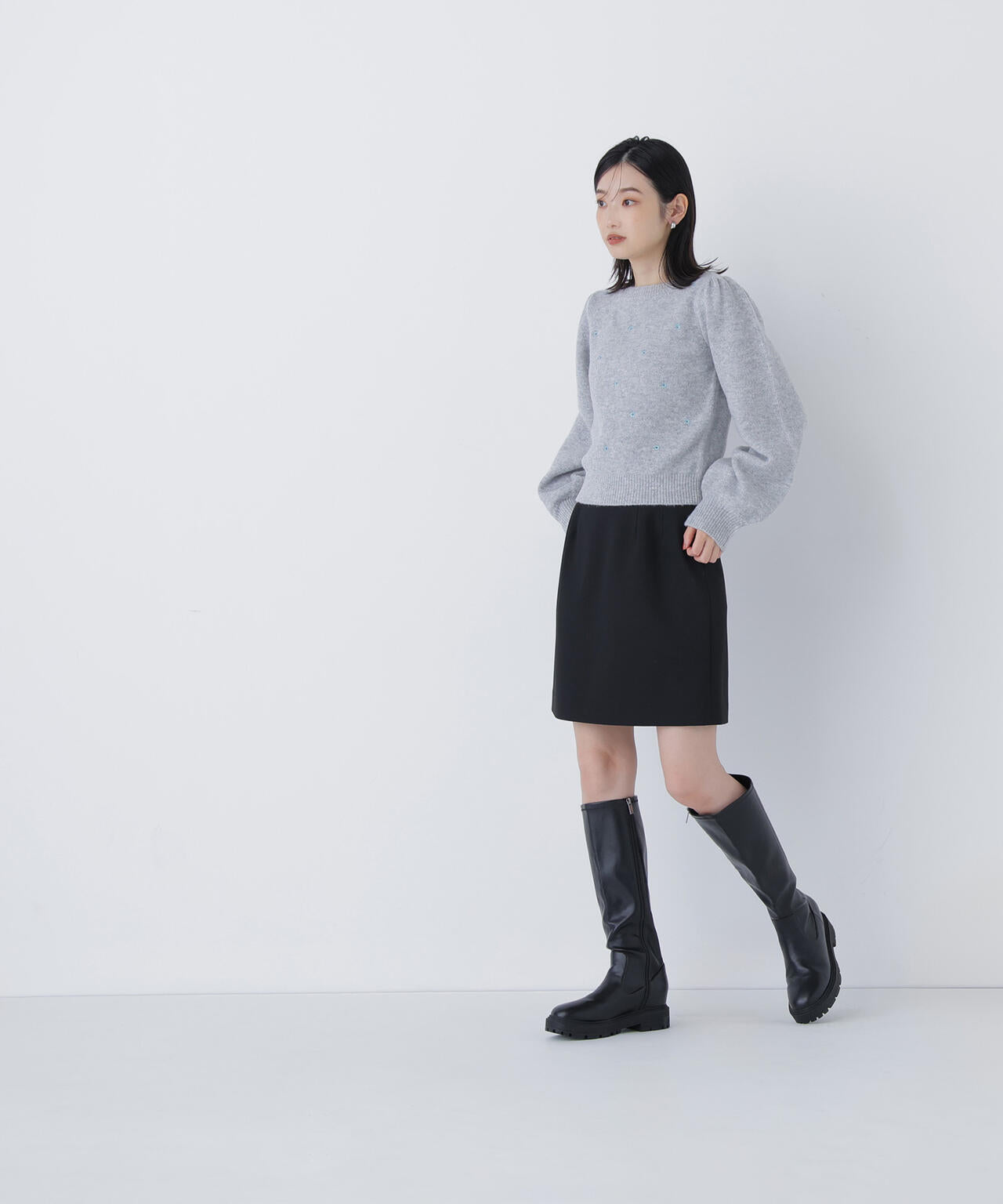 ポケットディテールミニスカート