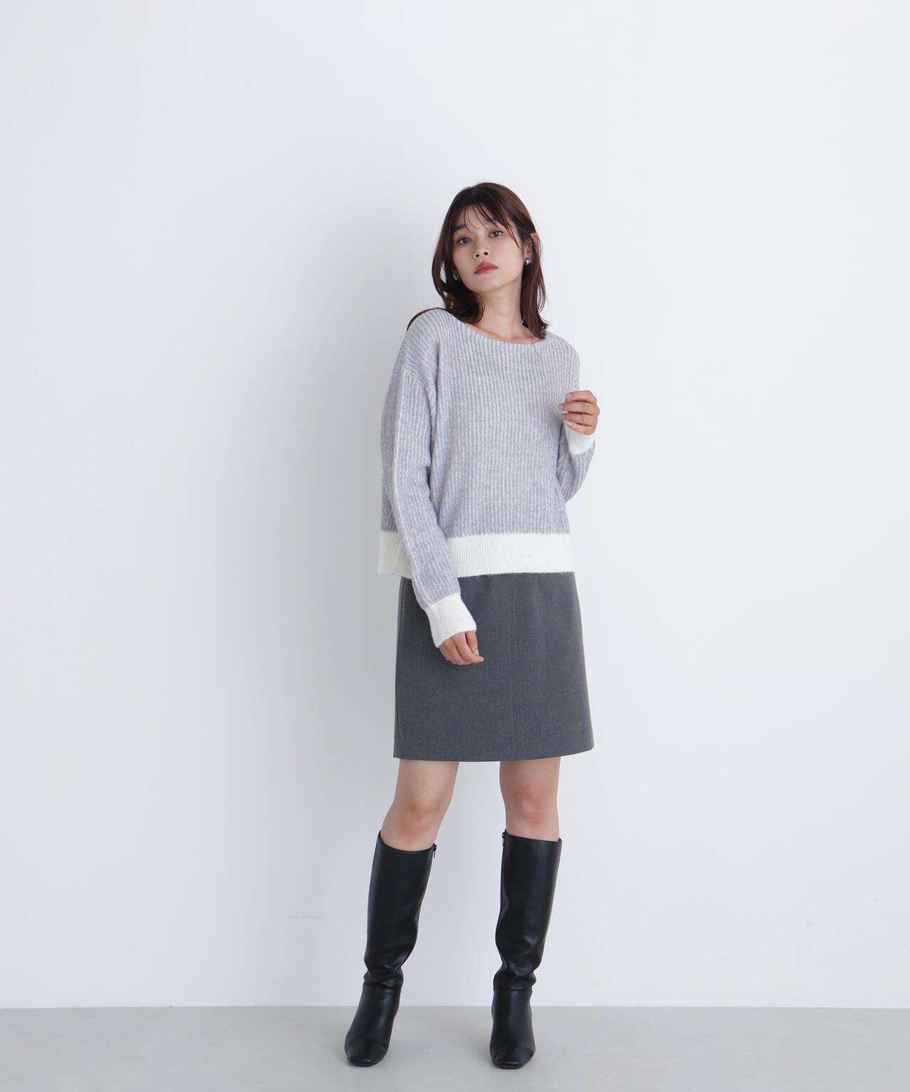 ポケットディテールミニスカート