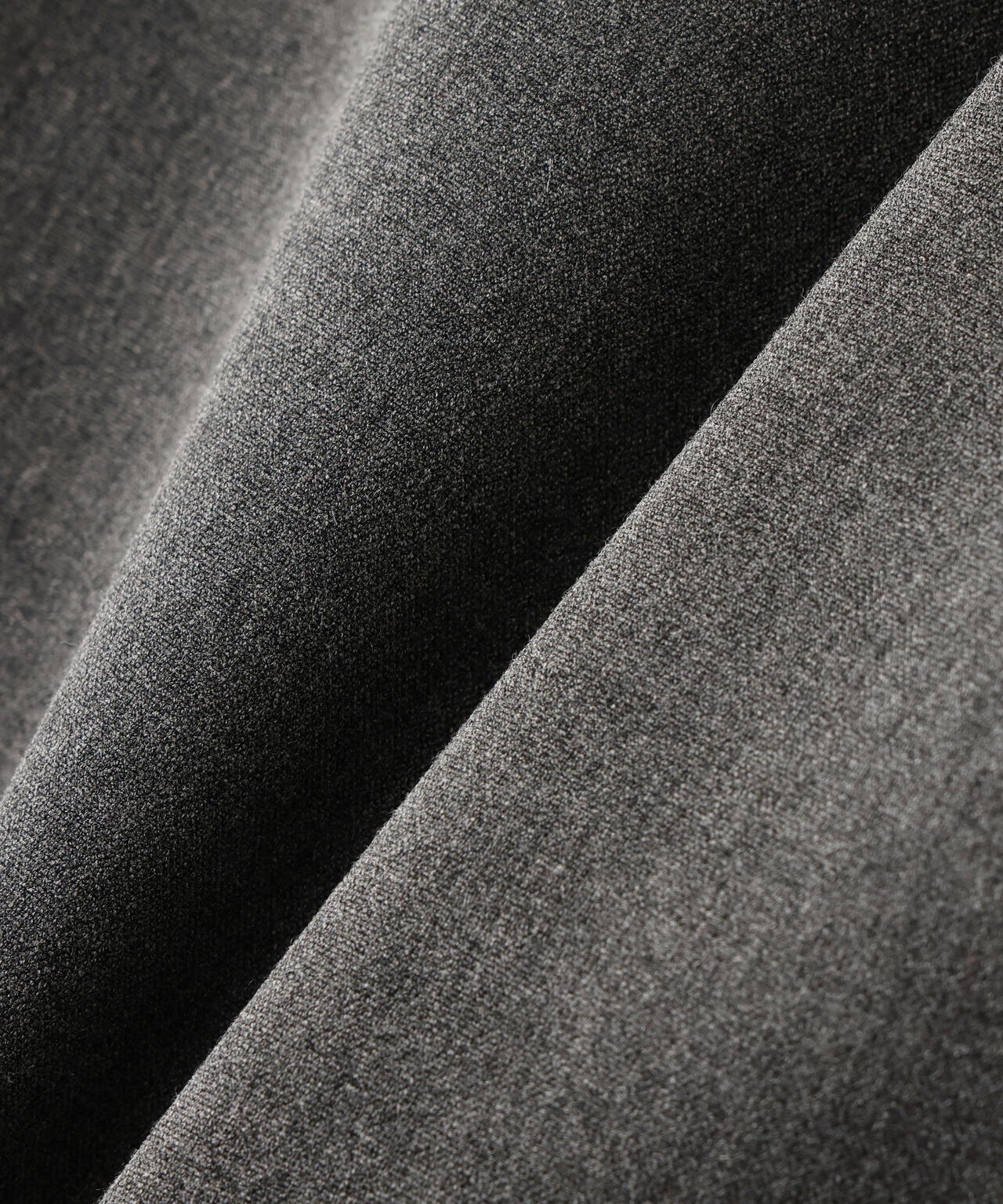 ポケットディテールミニスカート