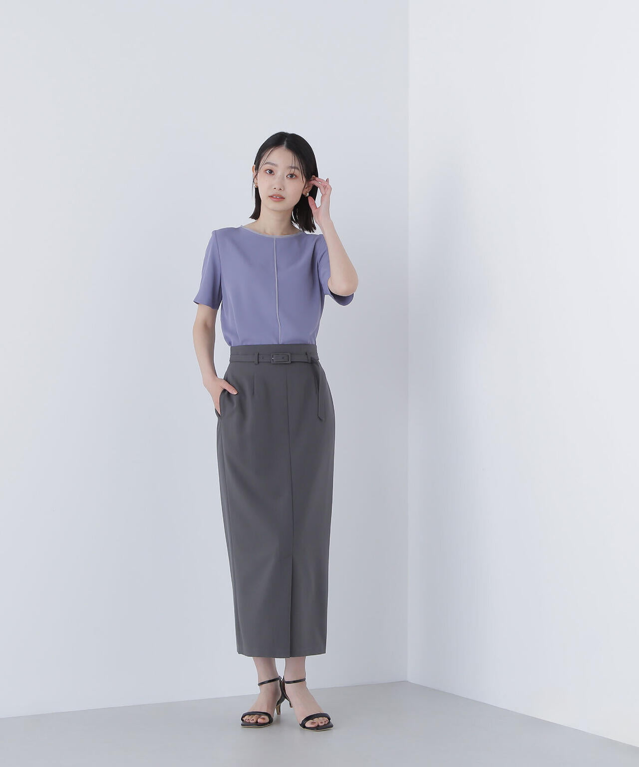 ベルテッドリネンライクナロースカート