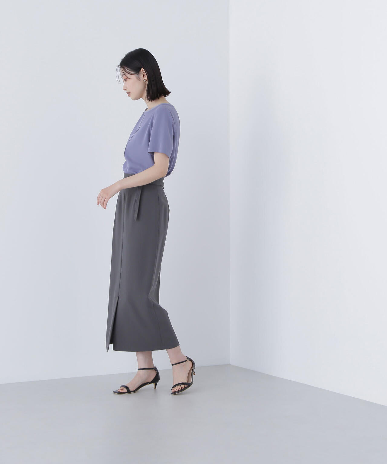 ベルテッドリネンライクナロースカート