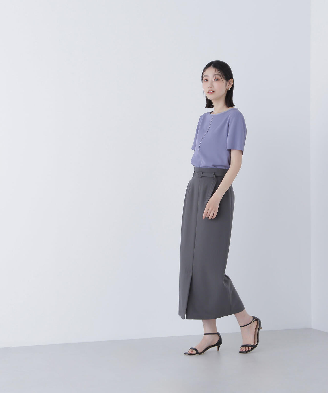 ベルテッドリネンライクナロースカート