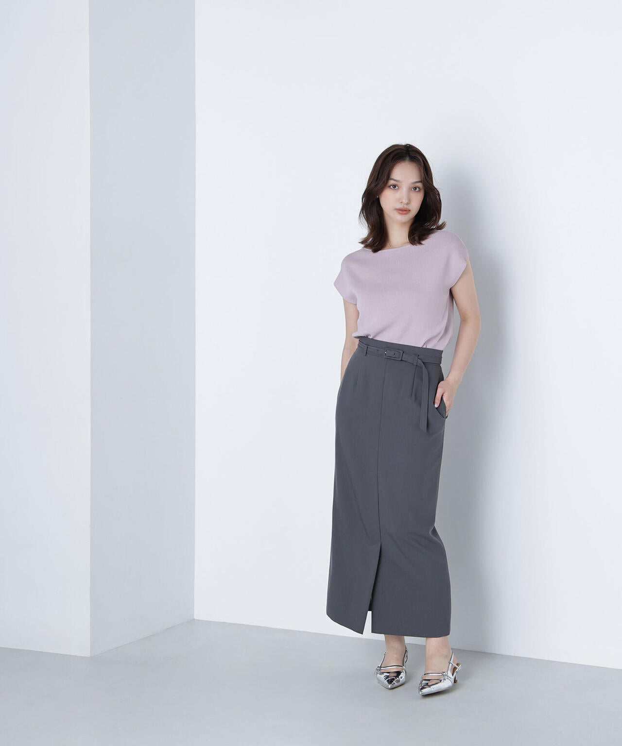 ベルテッドリネンライクナロースカート