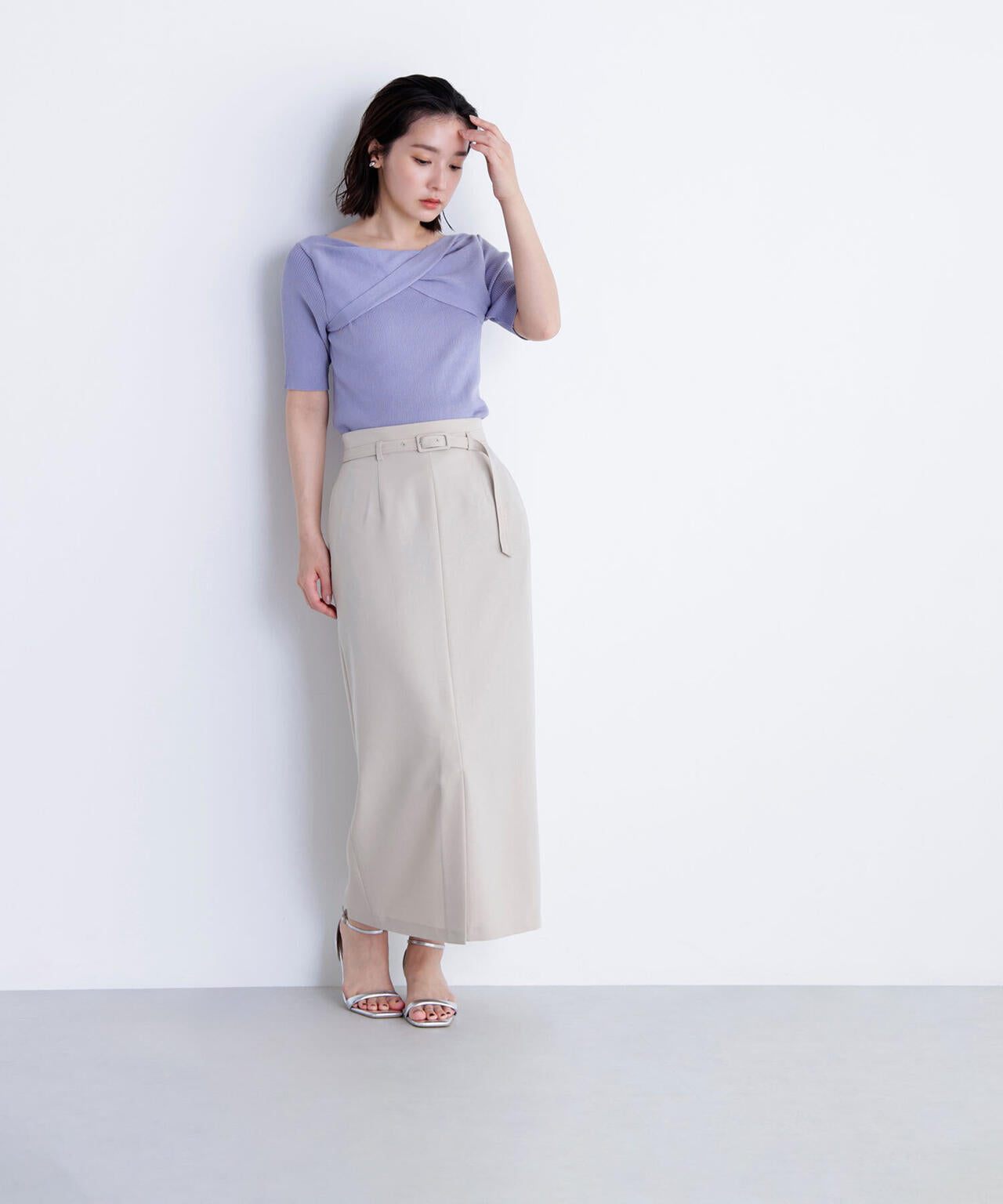 ベルテッドリネンライクナロースカート