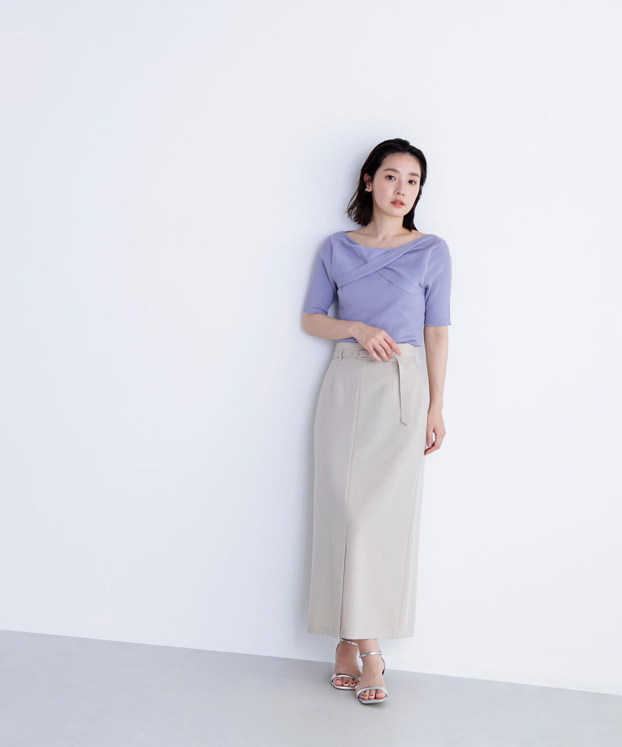 ベルテッドリネンライクナロースカート