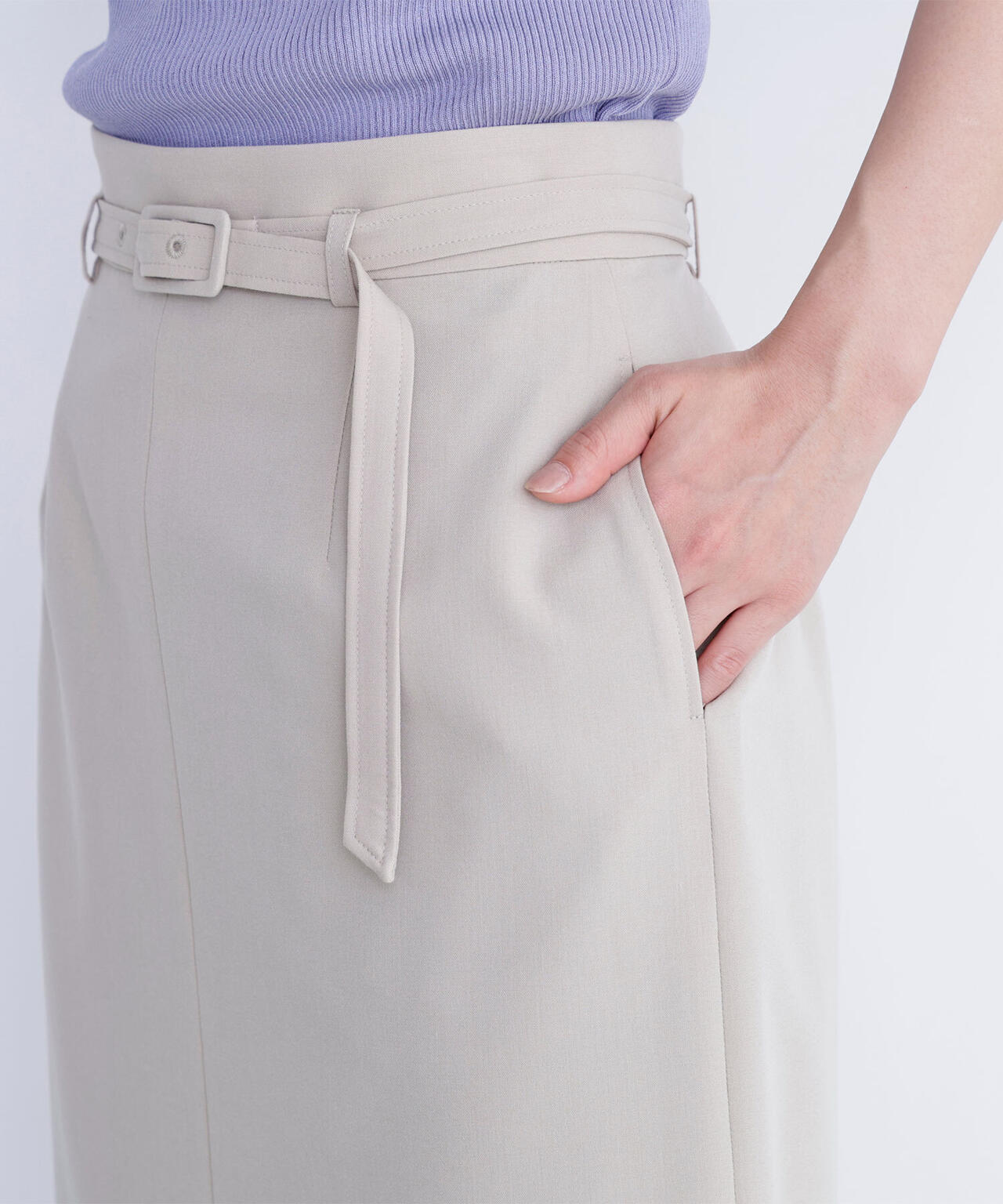 ベルテッドリネンライクナロースカート