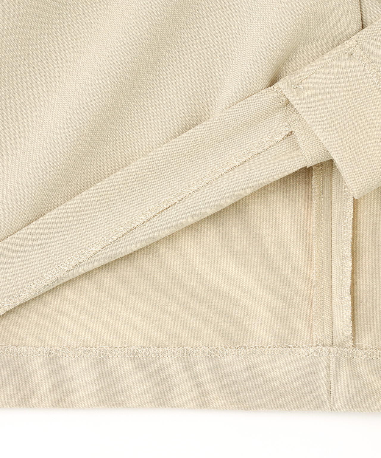 ベルテッドリネンライクナロースカート