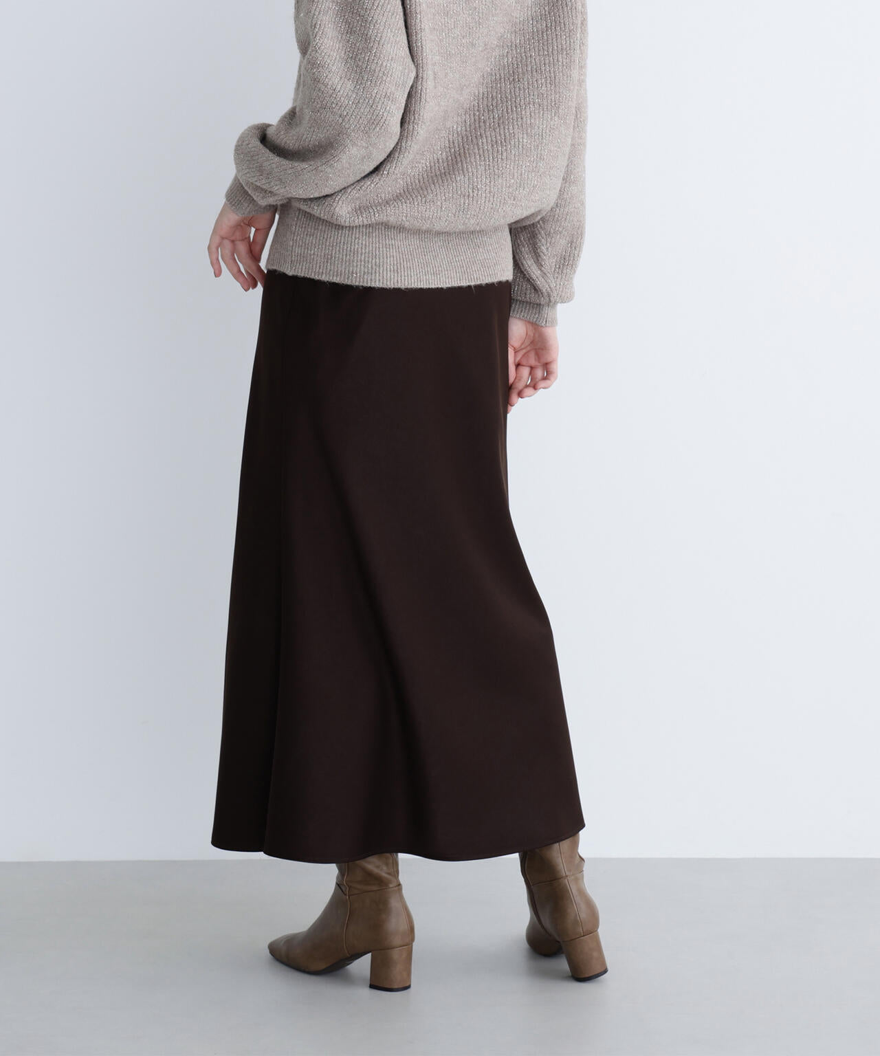 【Oggi掲載】バイアスサテンナロースカート