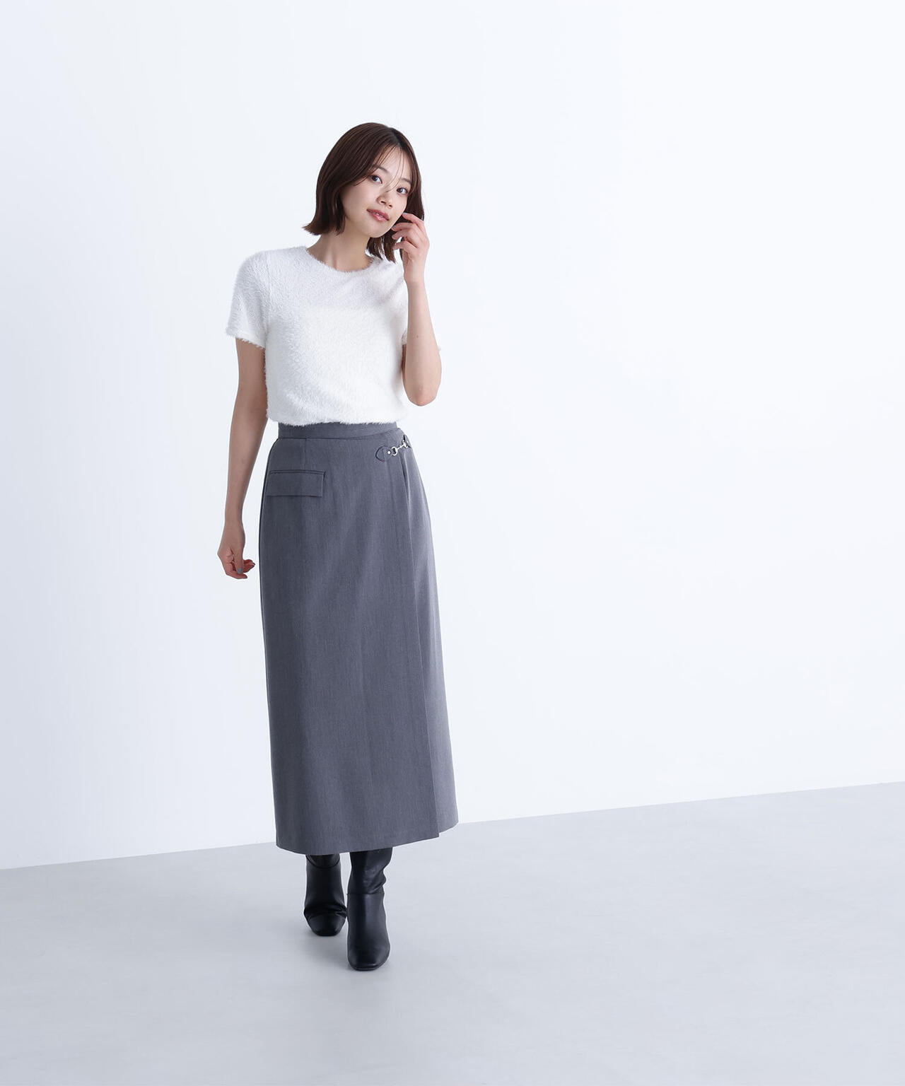 ビットディテールナロースカート