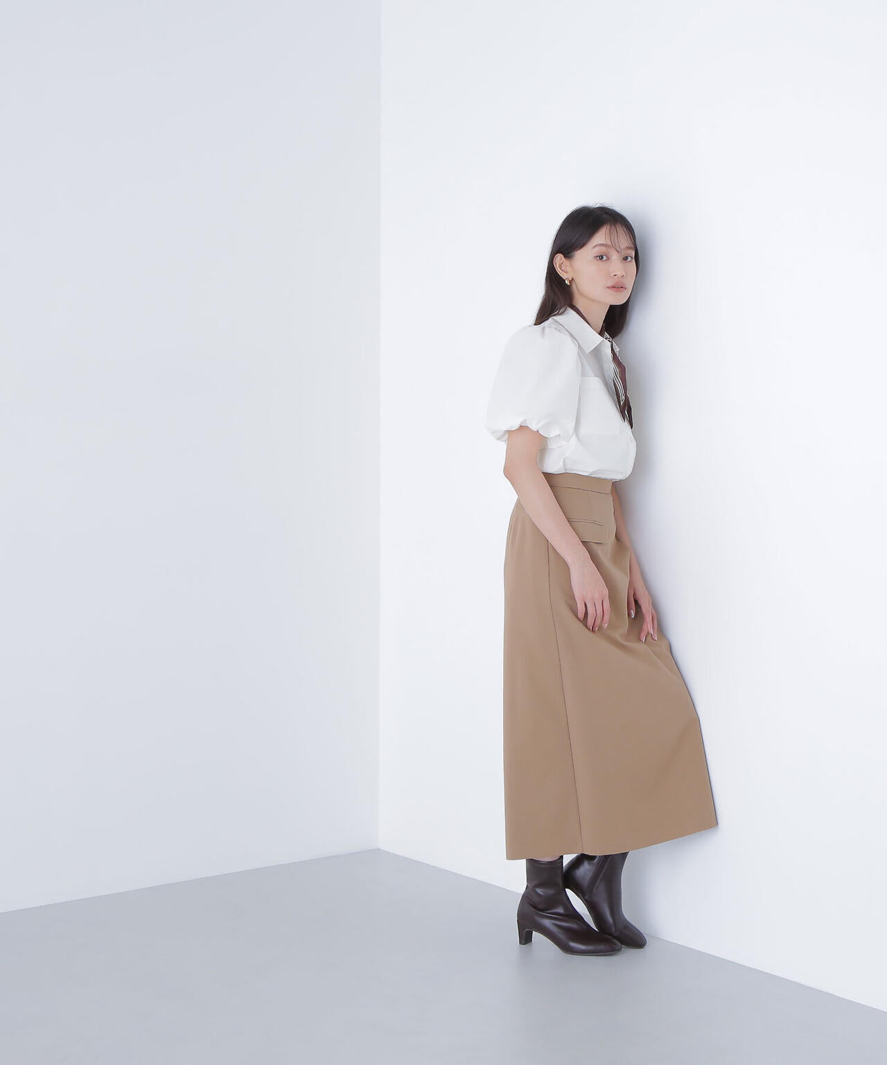 ビットディテールナロースカート