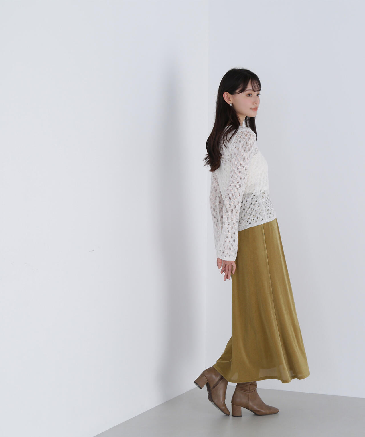 ベロアライクナロースカート