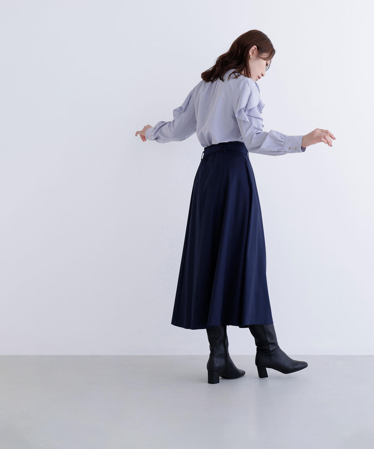 メタルバックルフレアスカート