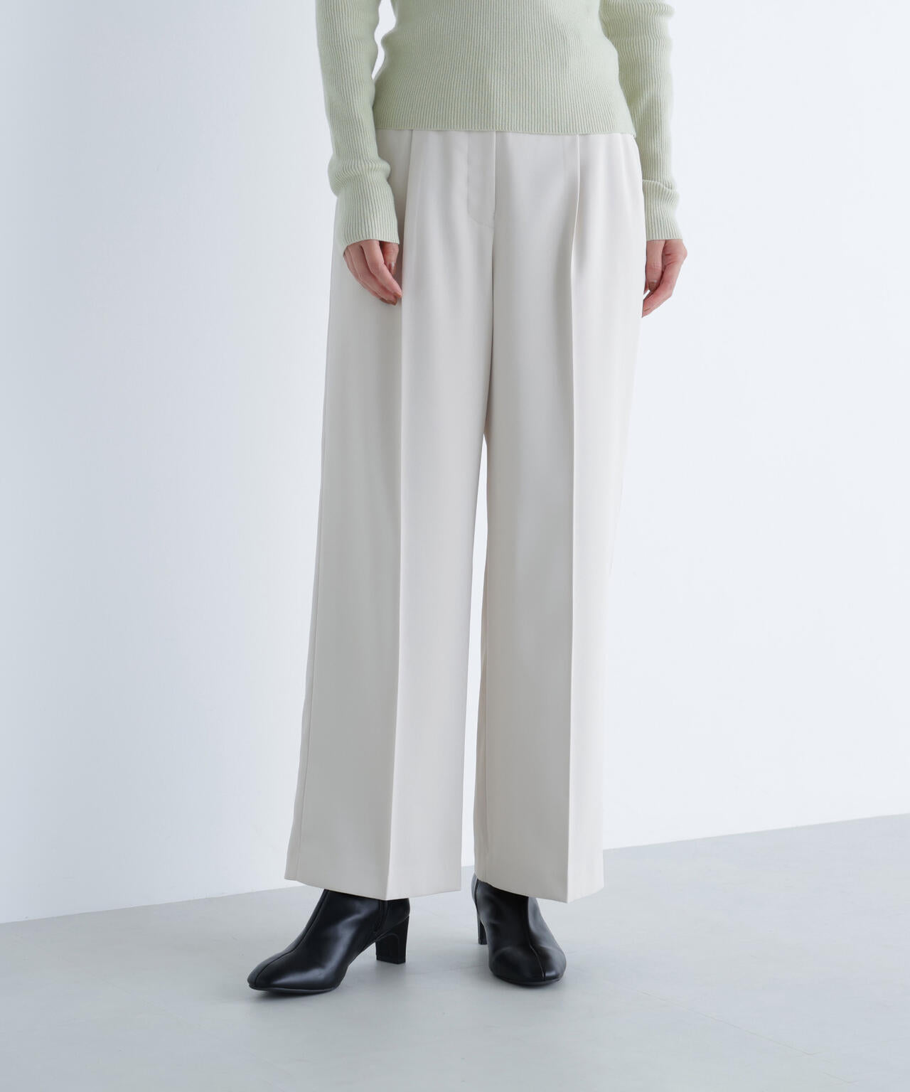 メタルディティールタックワイドパンツ