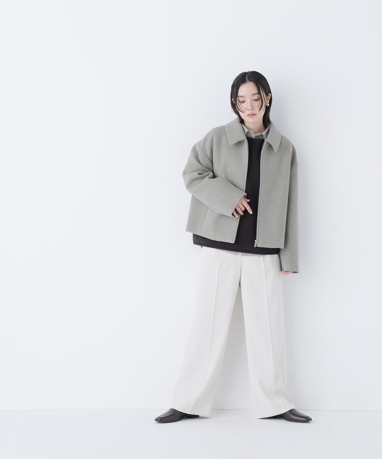 メタルディティールタックワイドパンツ