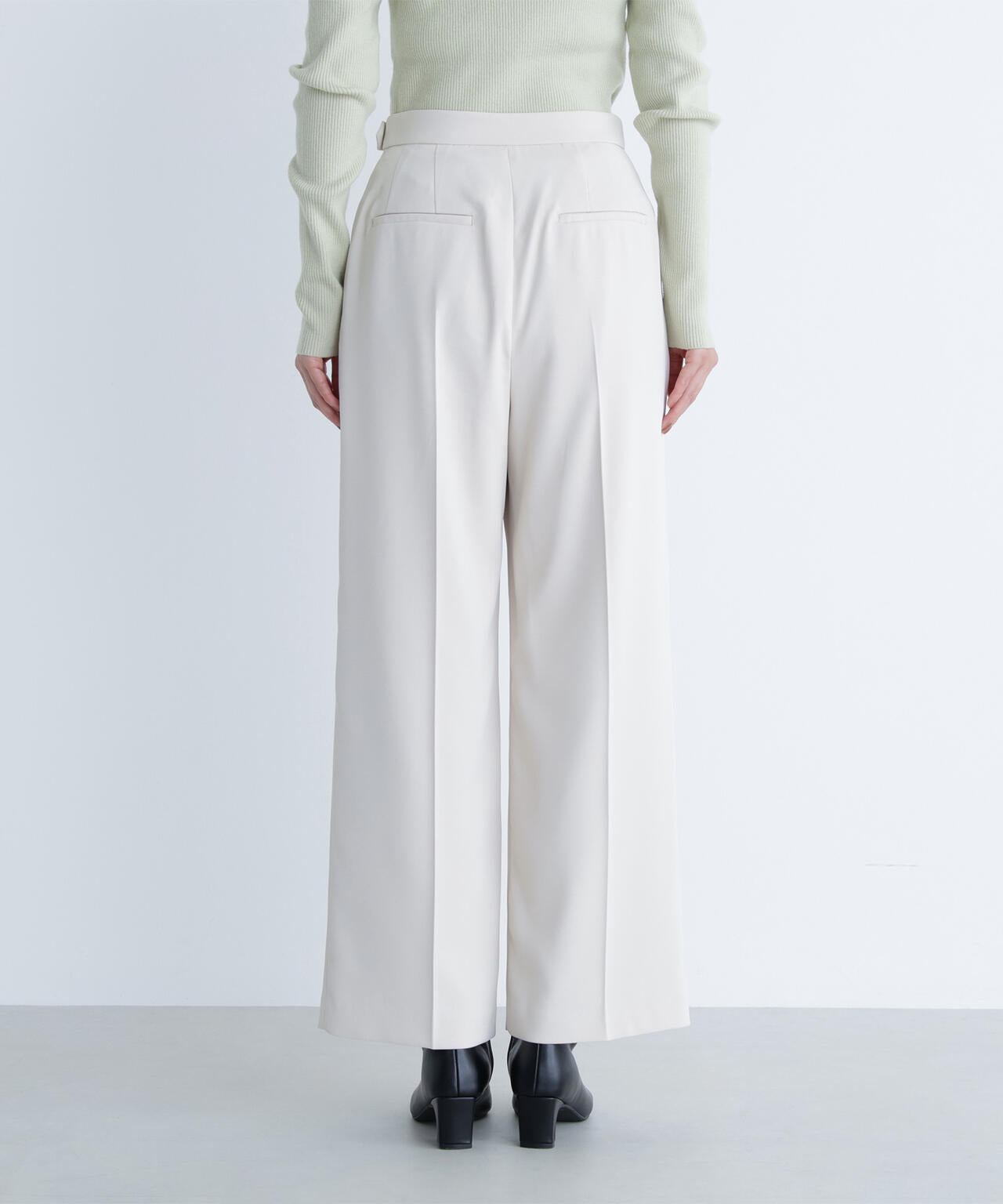 メタルディティールタックワイドパンツ