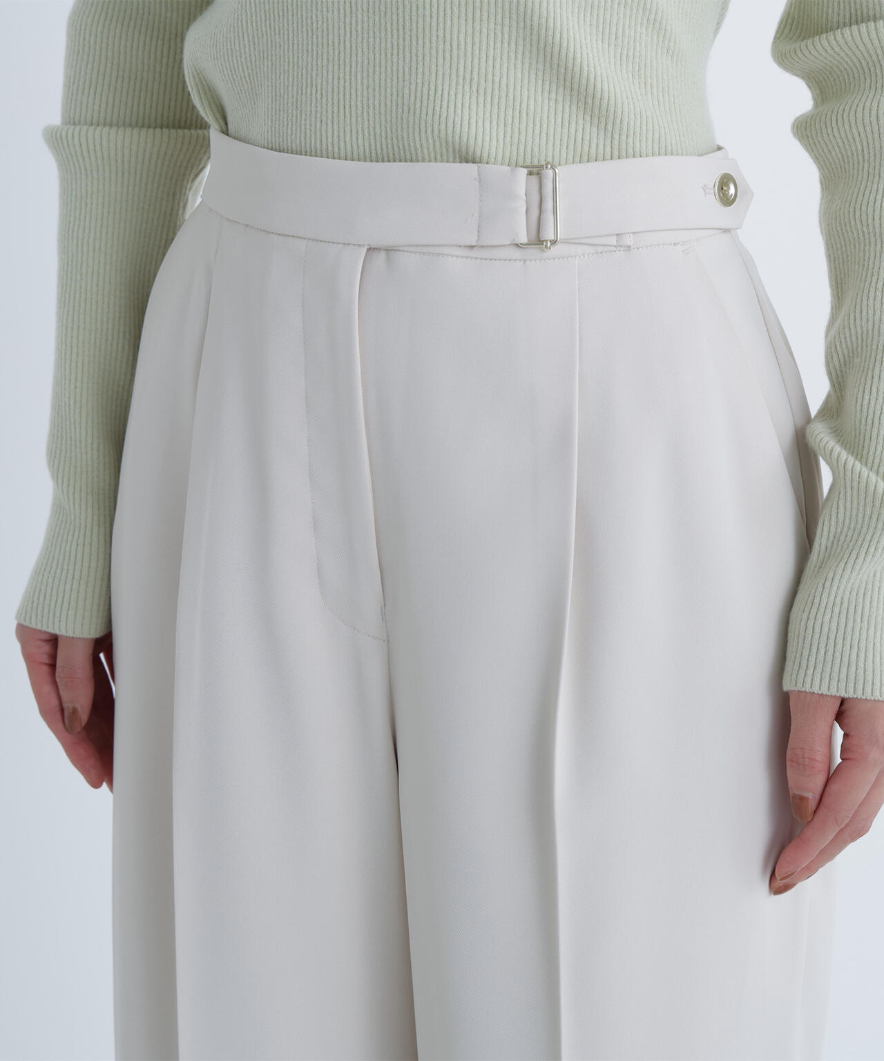 メタルディティールタックワイドパンツ