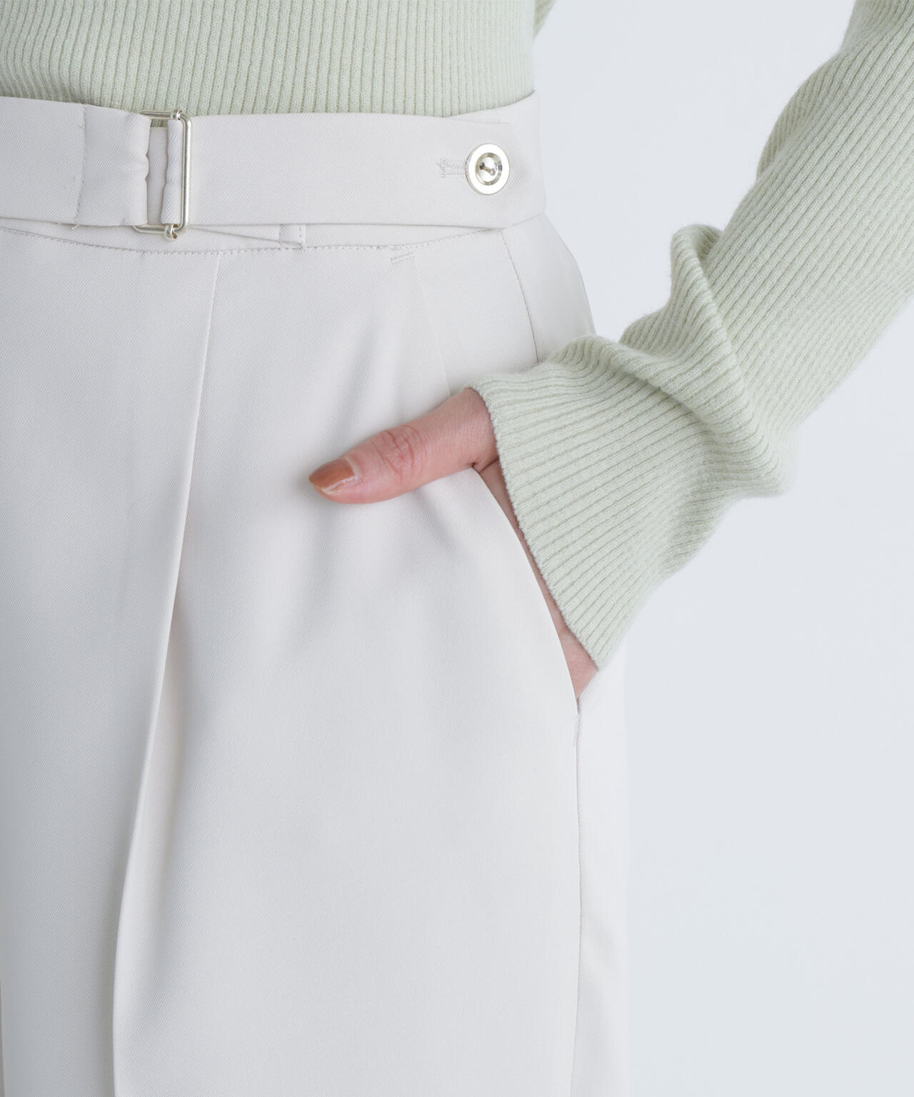 メタルディティールタックワイドパンツ