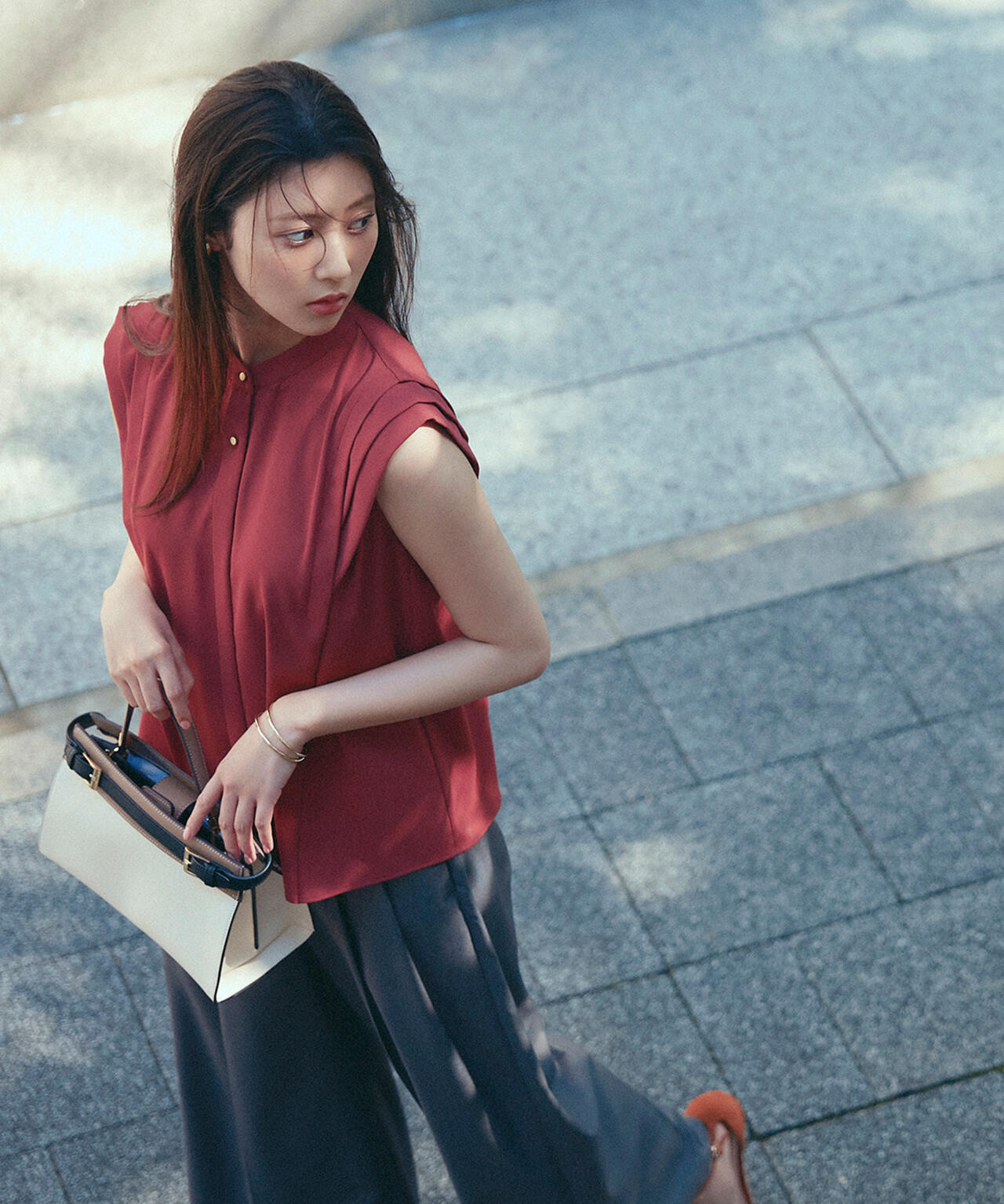 デザインベルトワイドパンツ