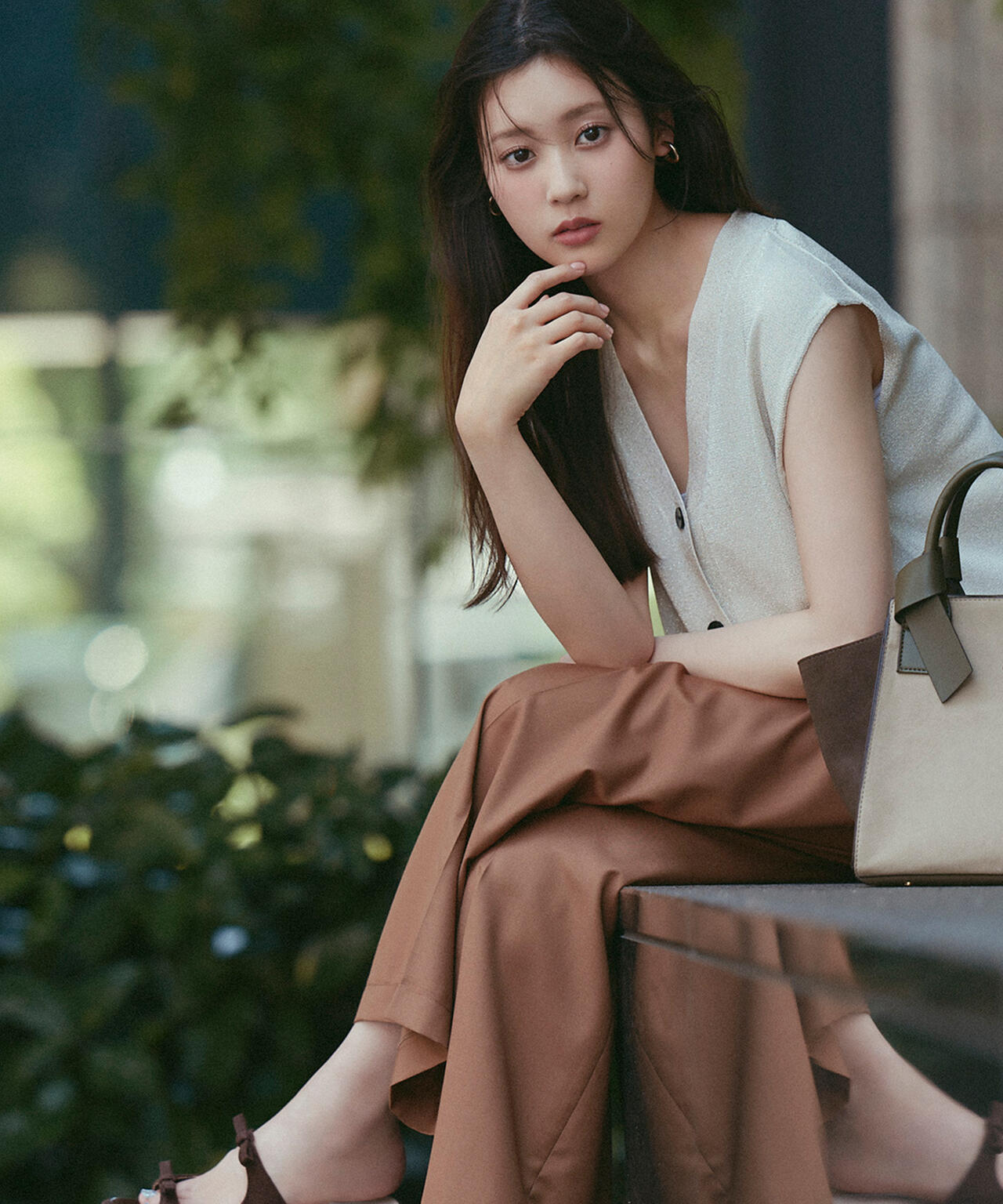 デザインベルトワイドパンツ