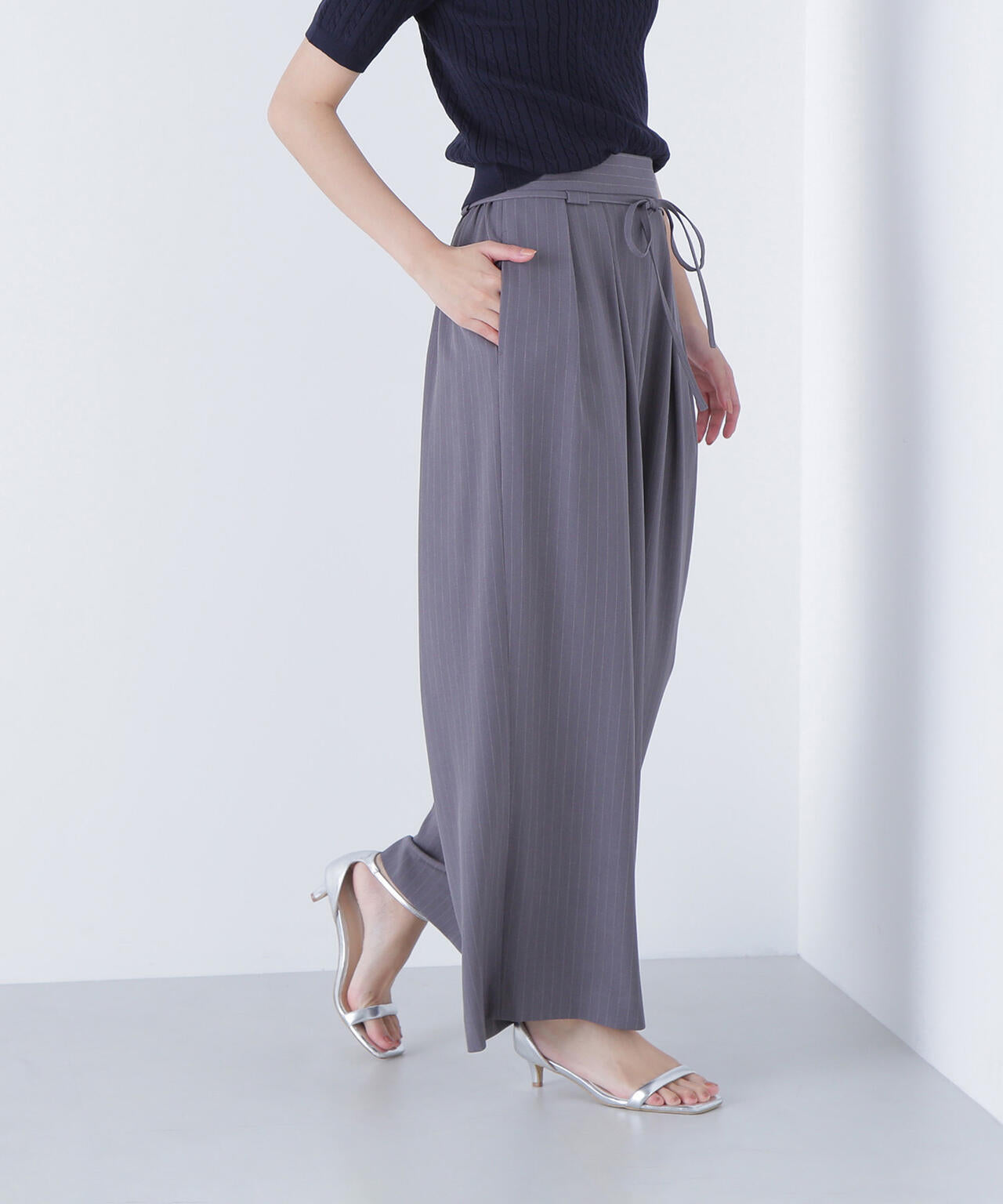 ナローリボンリラクシーパンツ