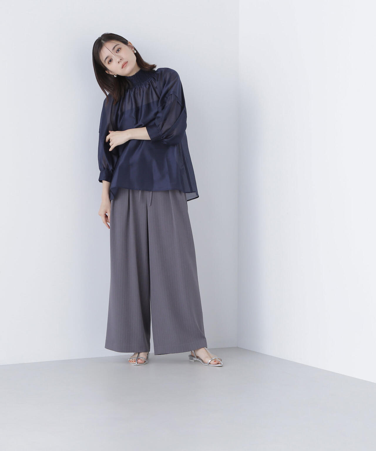 ナローリボンリラクシーパンツ