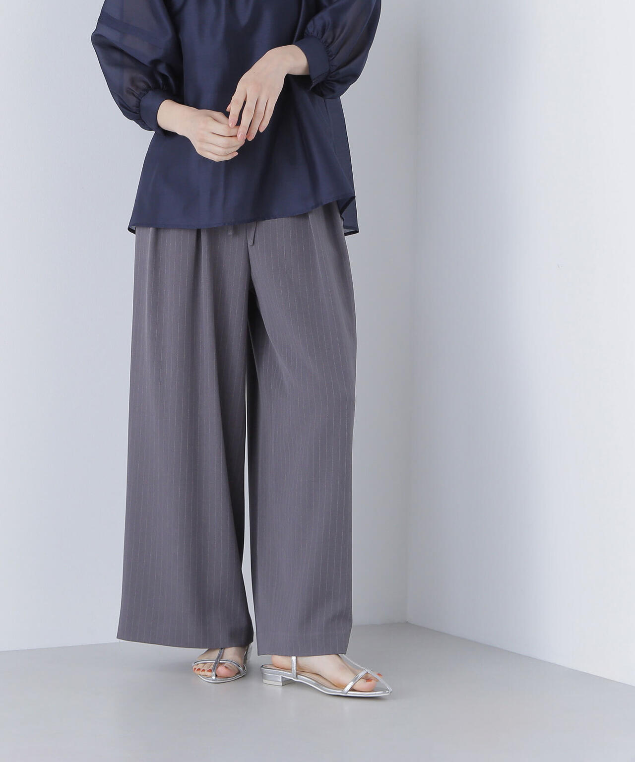 ナローリボンリラクシーパンツ