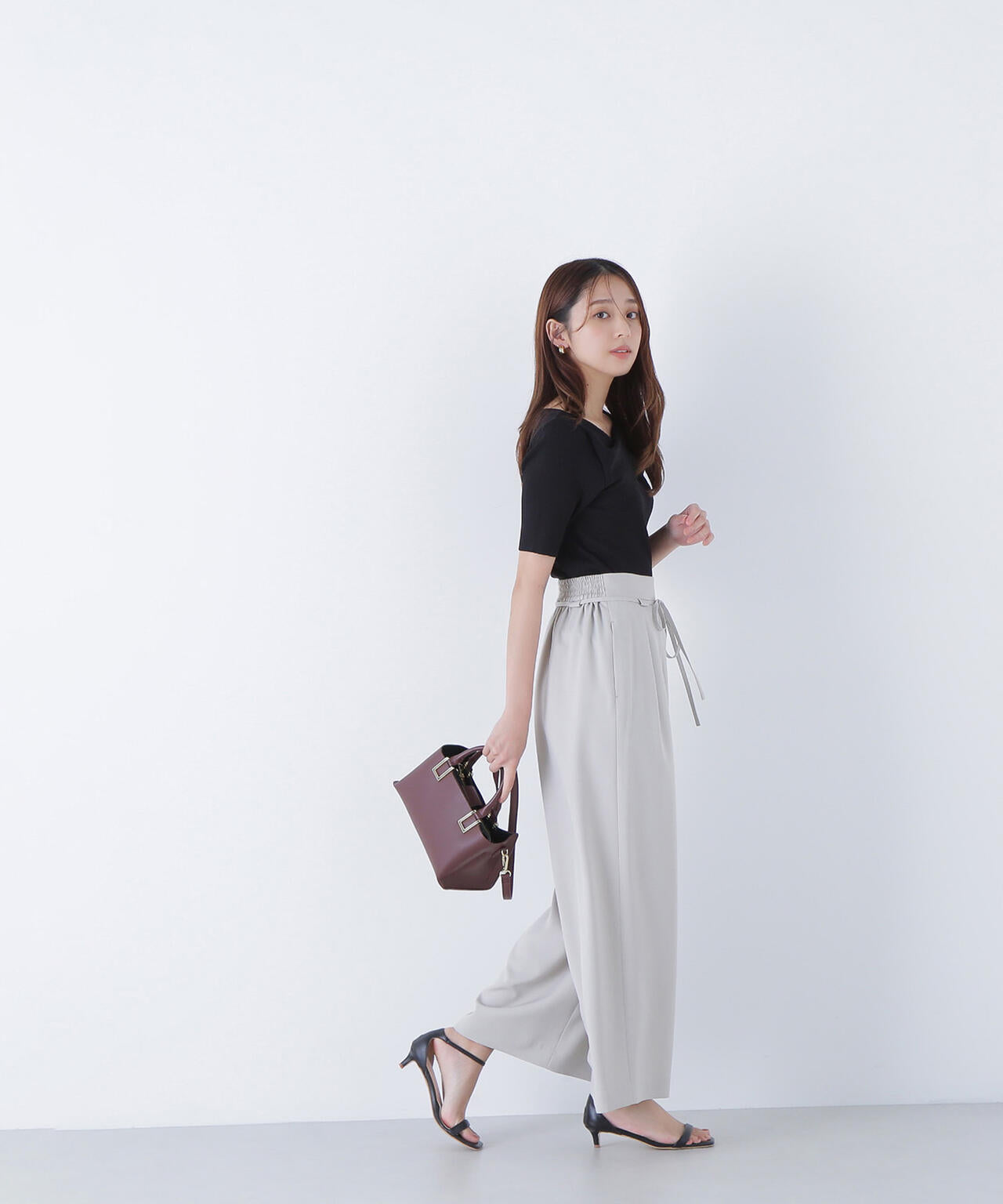 ナローリボンリラクシーパンツ