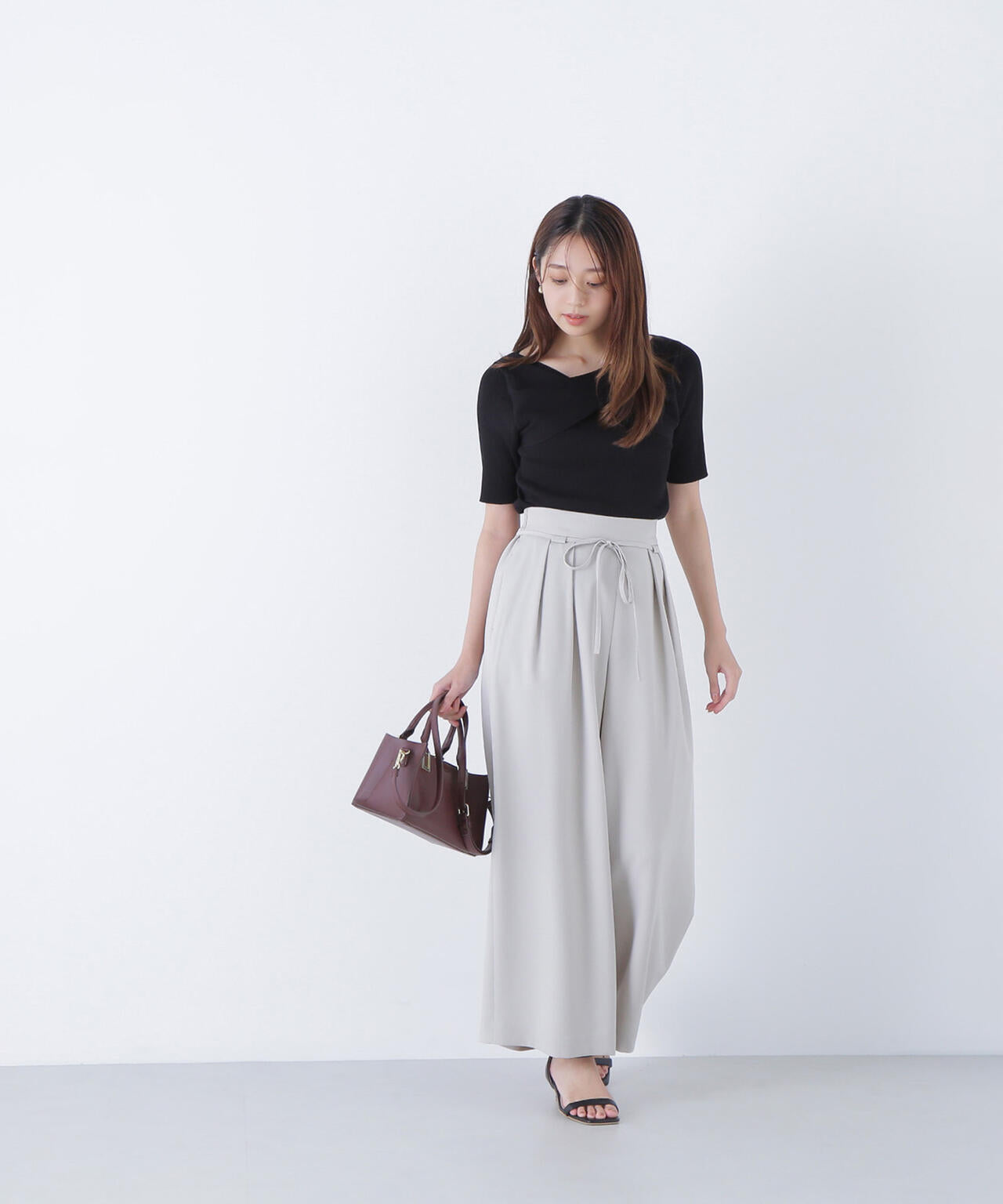 ナローリボンリラクシーパンツ