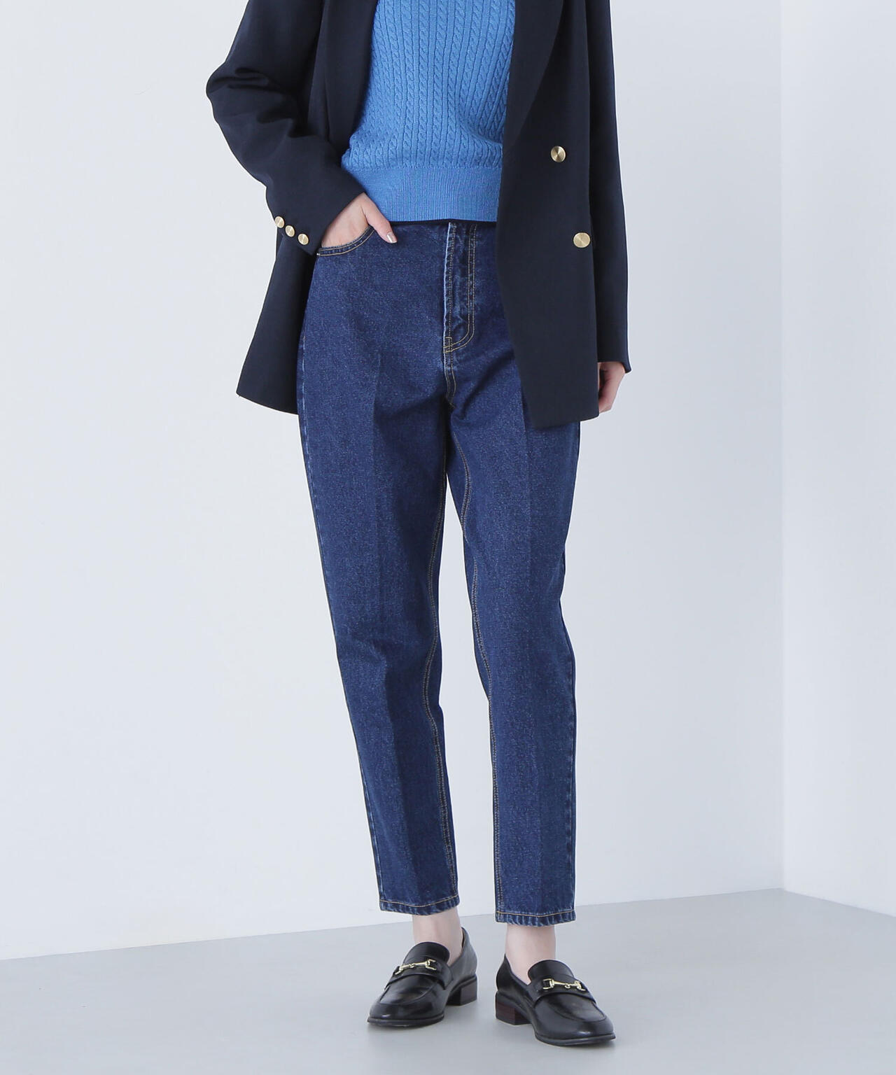 セミテーパードデニムパンツ