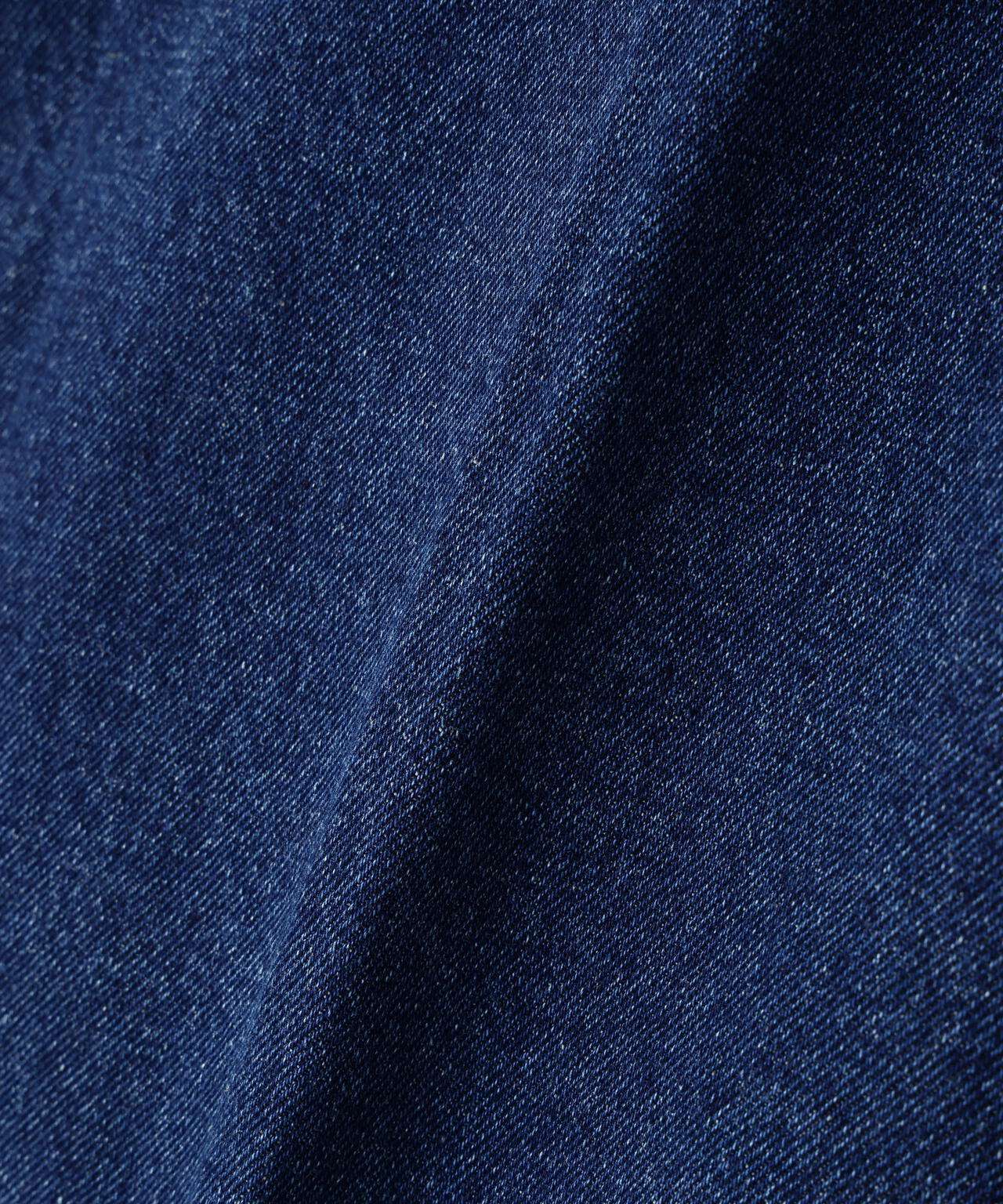 セミテーパードデニムパンツ