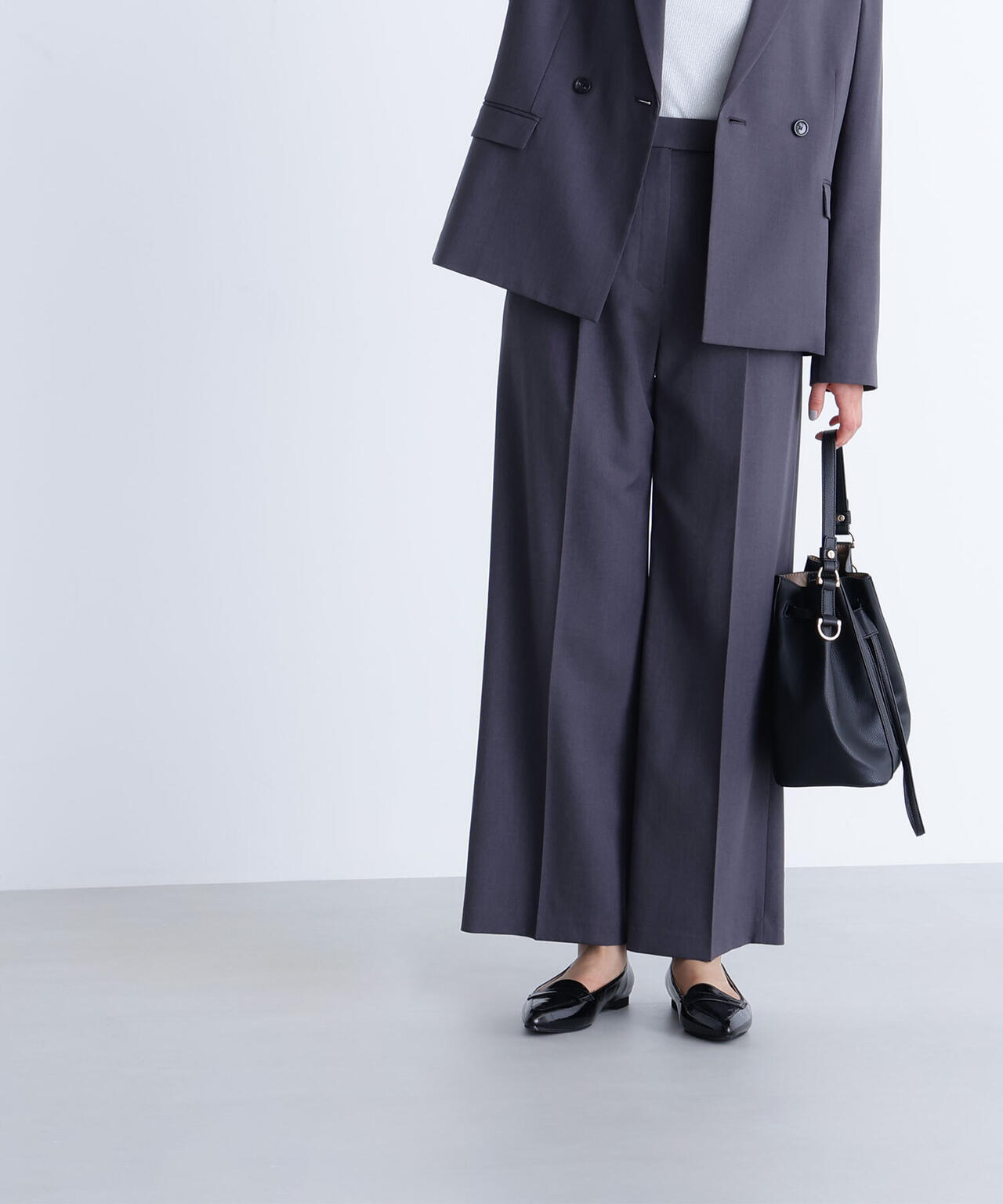 パウダリーツイルセットアップシリーズ ワイドストレートパンツ